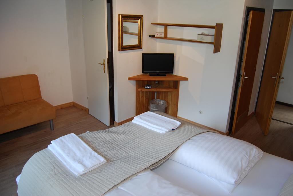 Gaestehaus Pernull Хермагор Екстериор снимка